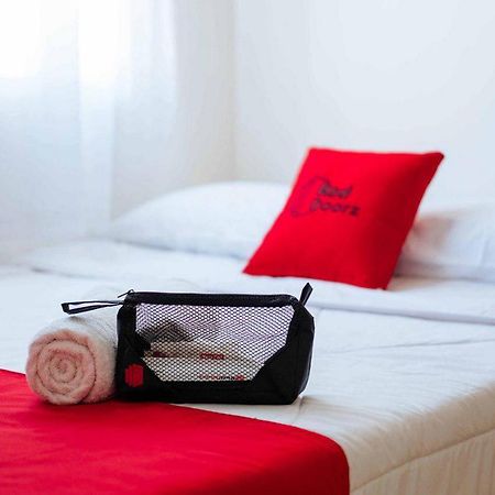 Reddoorz At Tanakatto Homestay Waikabubak Ngoại thất bức ảnh