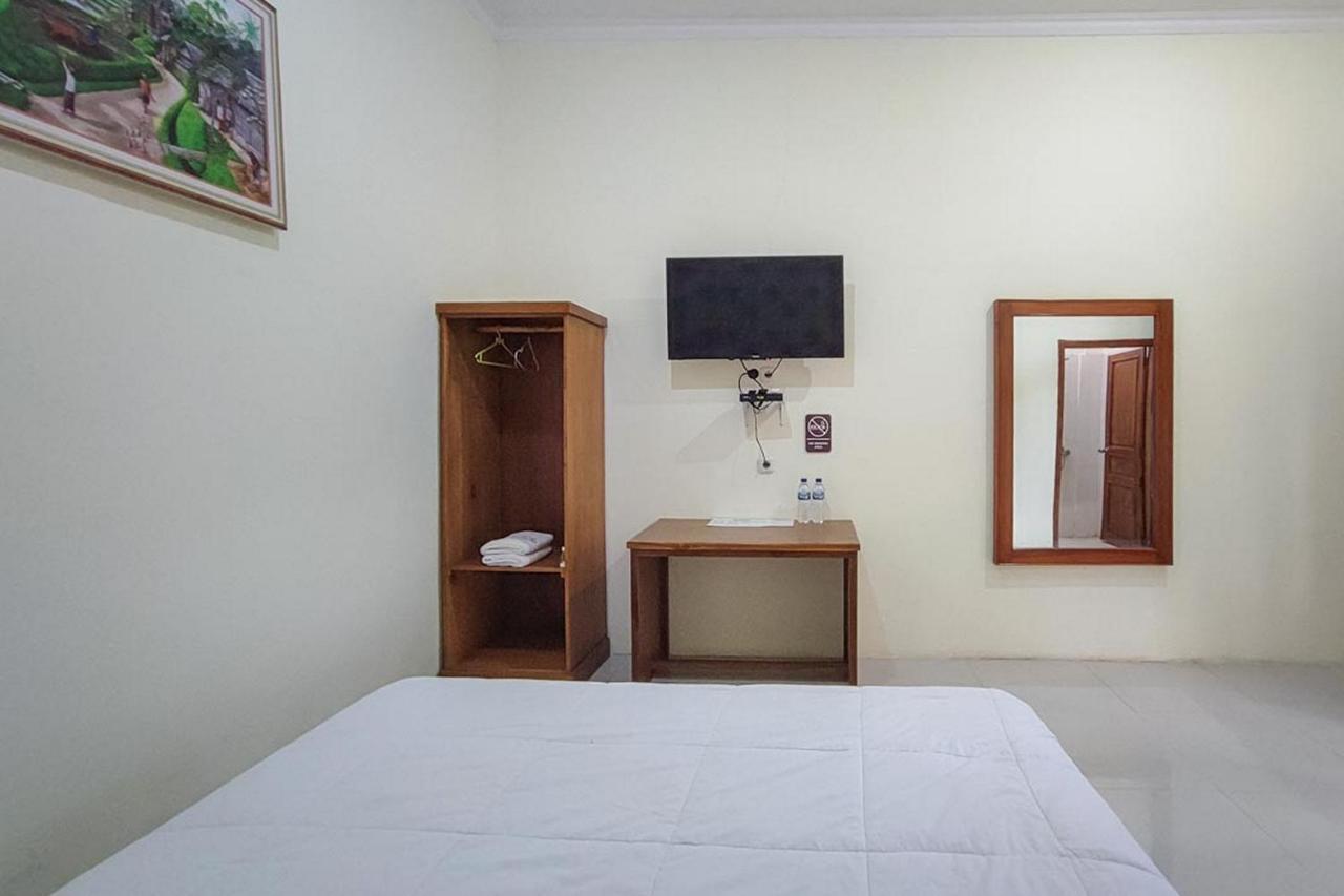Reddoorz At Tanakatto Homestay Waikabubak Ngoại thất bức ảnh