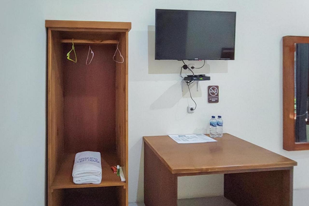 Reddoorz At Tanakatto Homestay Waikabubak Ngoại thất bức ảnh