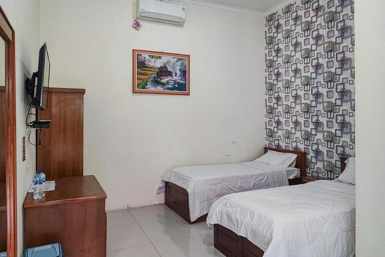 Reddoorz At Tanakatto Homestay Waikabubak Ngoại thất bức ảnh