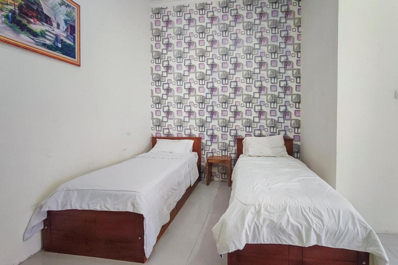 Reddoorz At Tanakatto Homestay Waikabubak Ngoại thất bức ảnh
